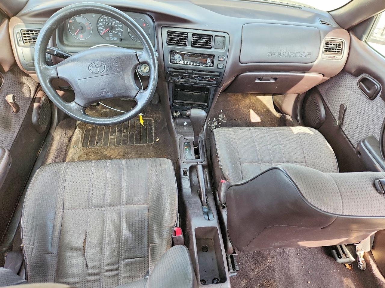 TOYOTA COROLLA 1995 — 9