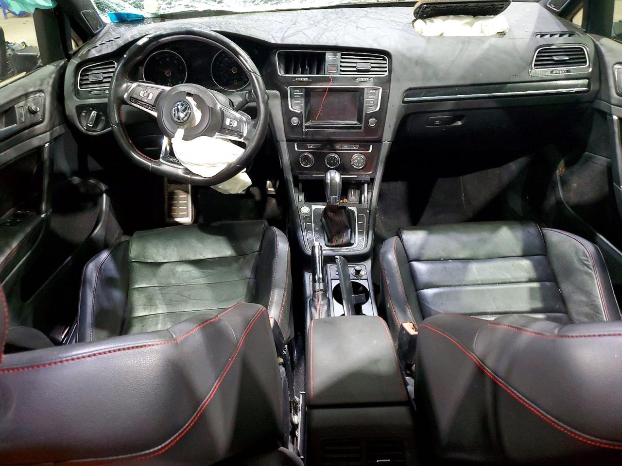 VOLKSWAGEN GTI 2015 — 9