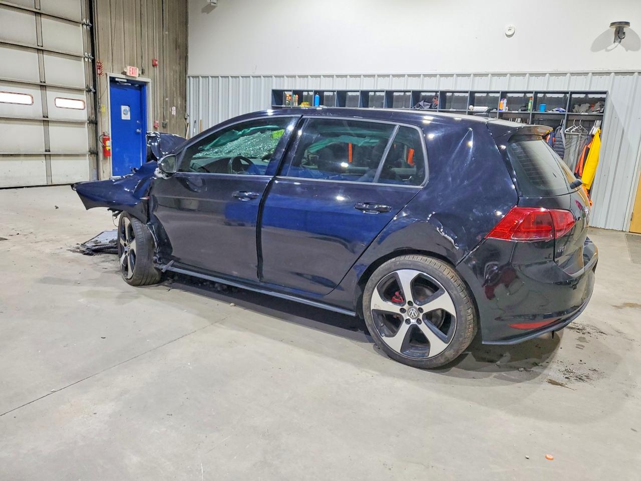 VOLKSWAGEN GTI 2015 — 3