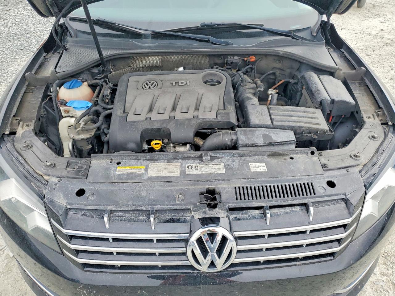VOLKSWAGEN PASSAT 2014 — 12