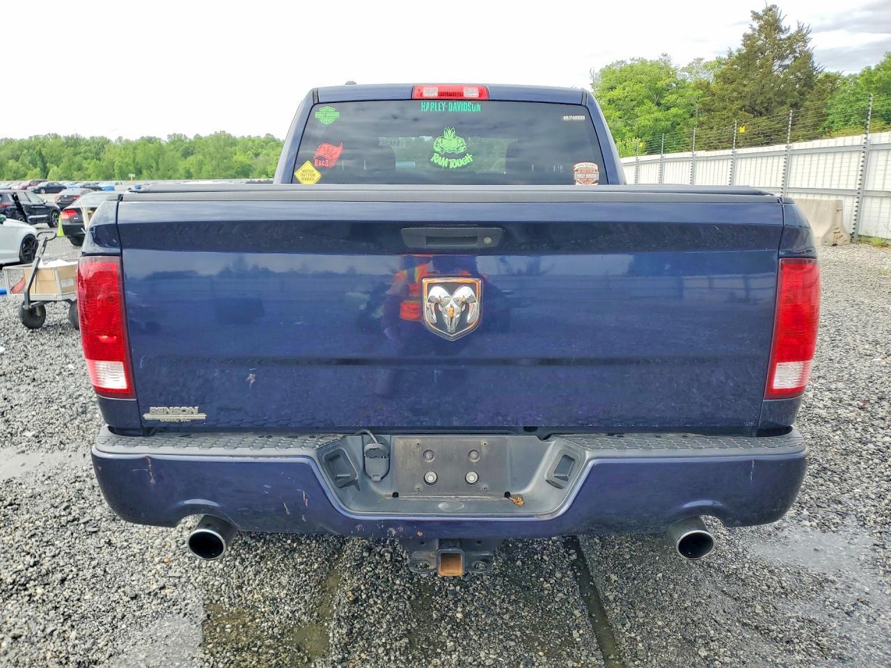 RAM 1500 2017 — 7