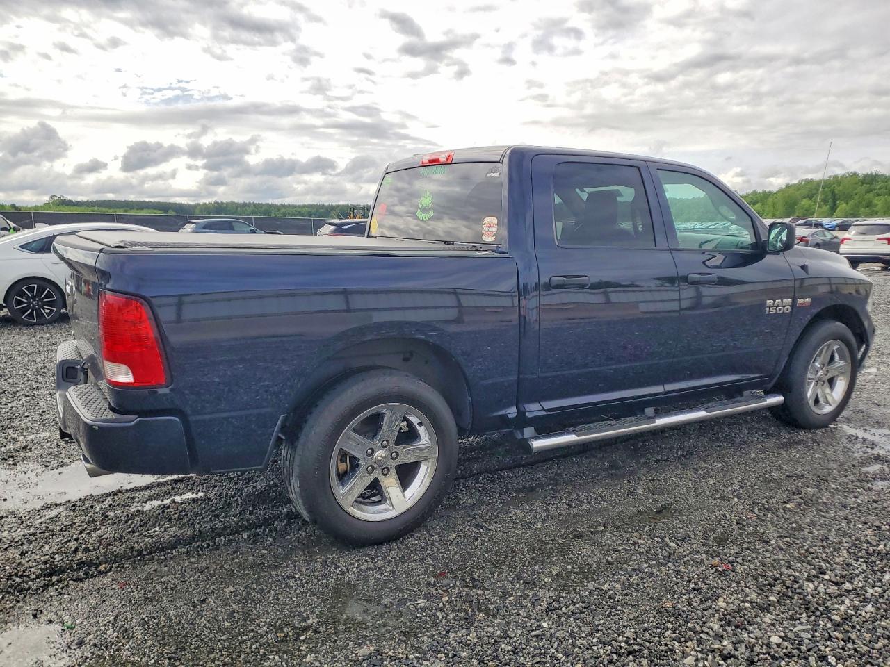 RAM 1500 2017 — 4