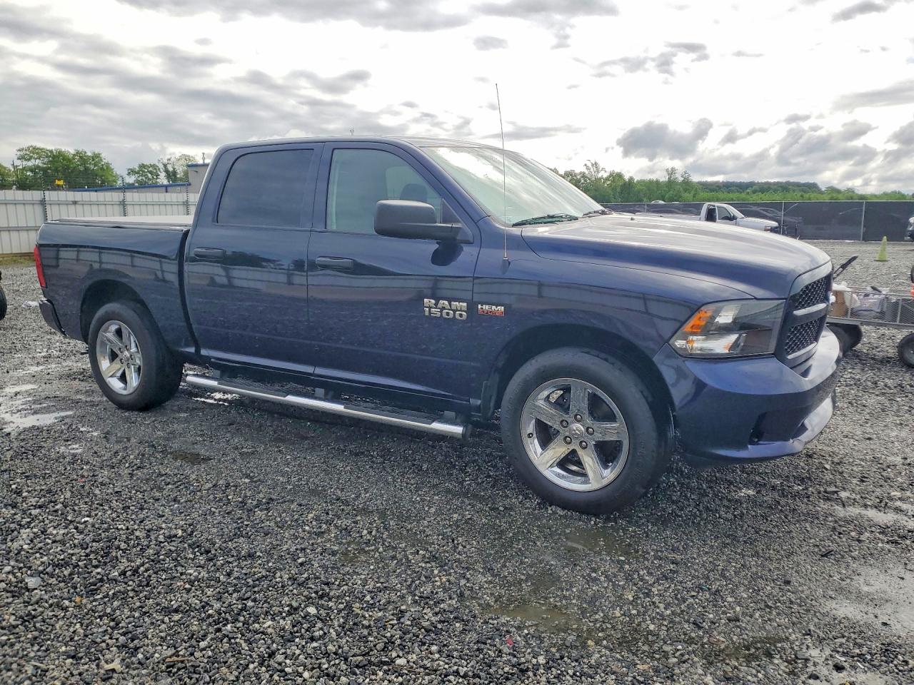 RAM 1500 2017 — 5