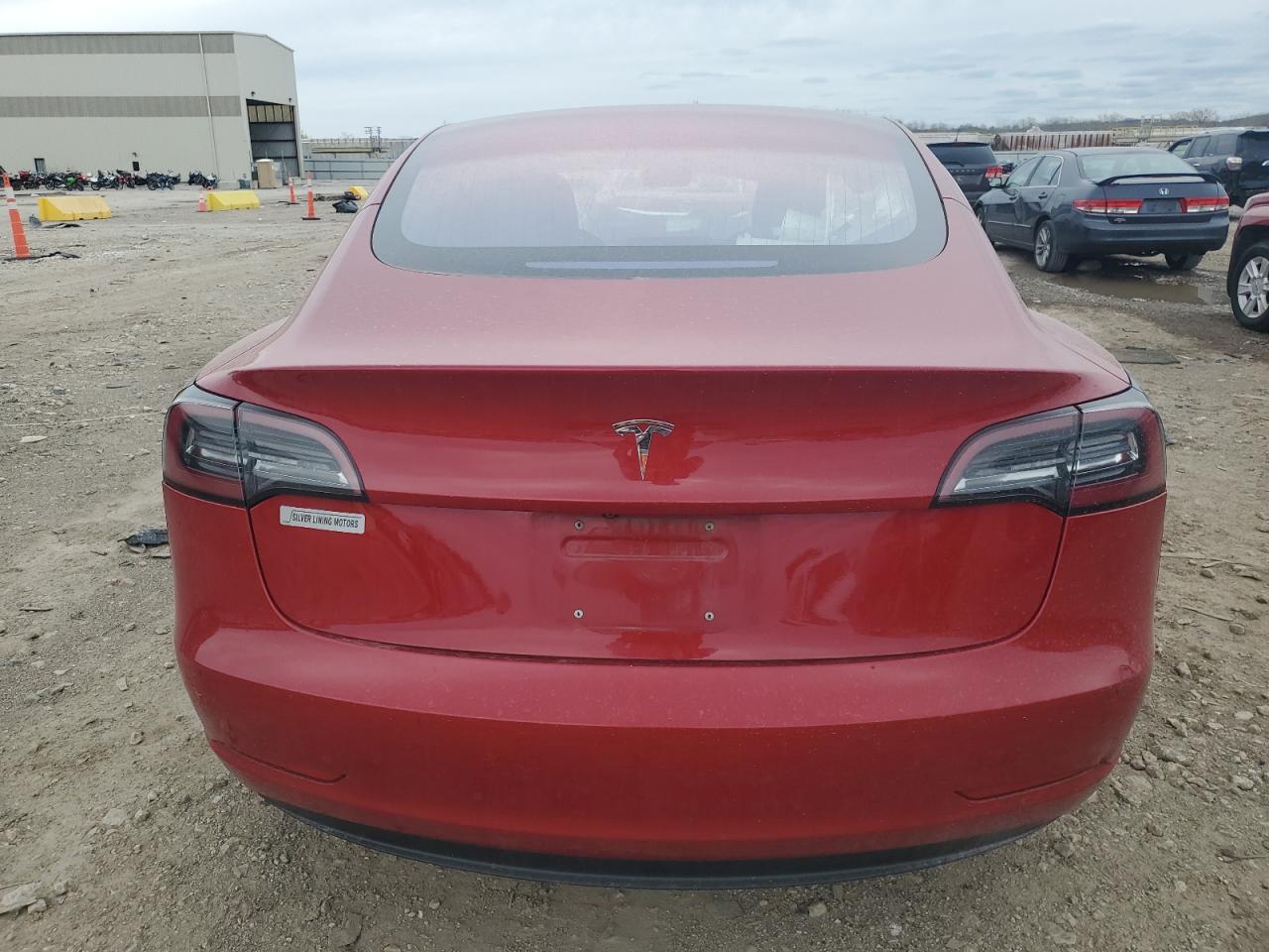 TESLA MODEL 3 2018 — 7