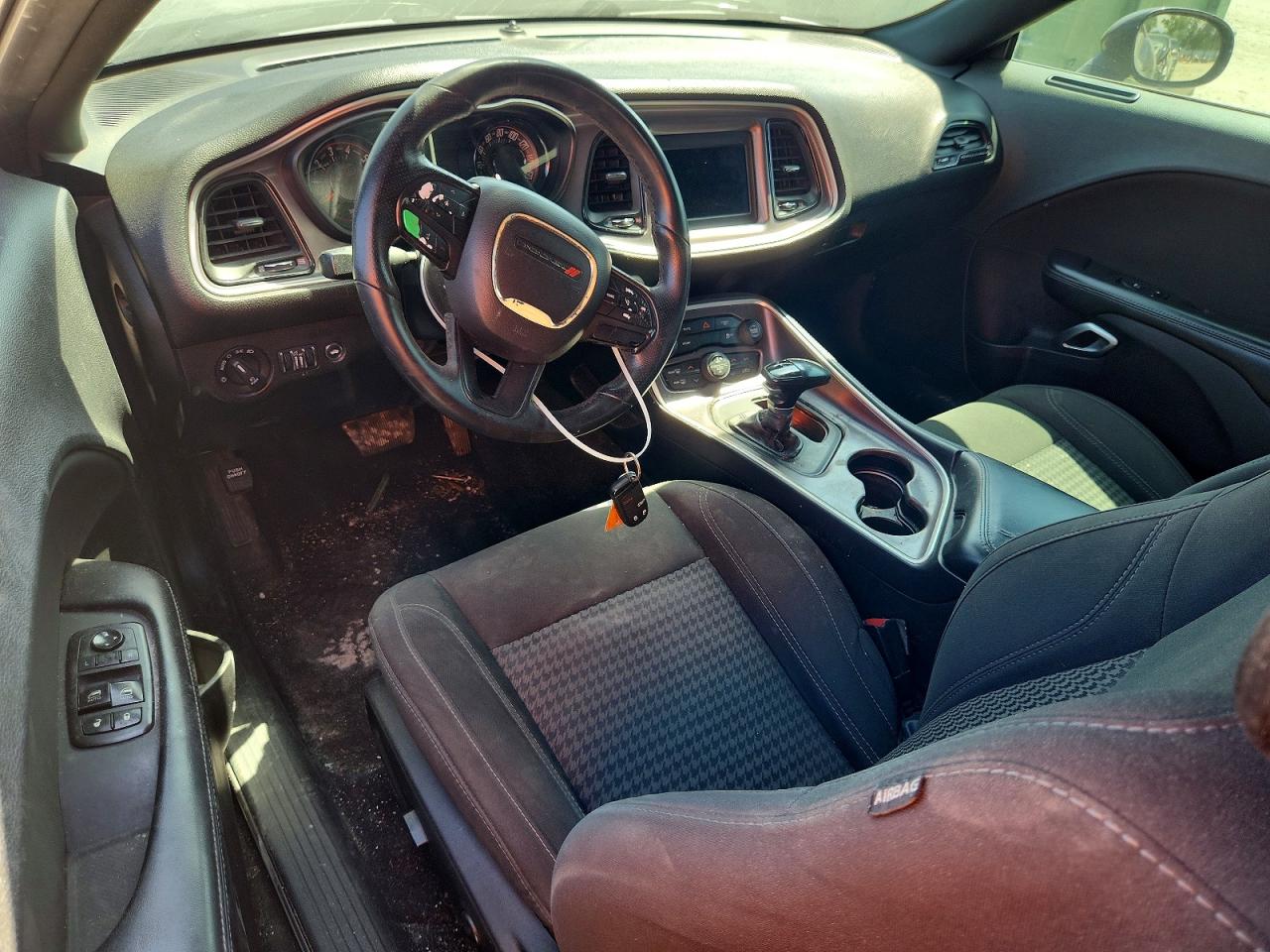 DODGE CHALLENGER 2019 — 9