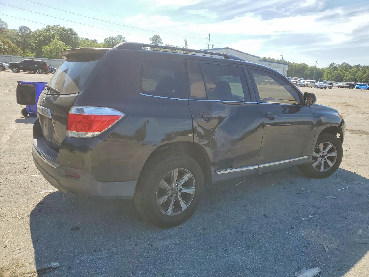 TOYOTA HIGHLANDER 2013 — 4