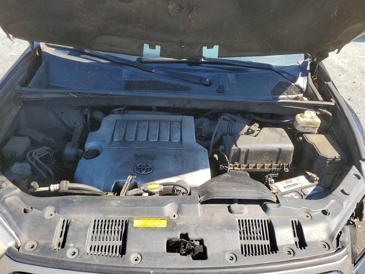 TOYOTA HIGHLANDER 2013 — 13