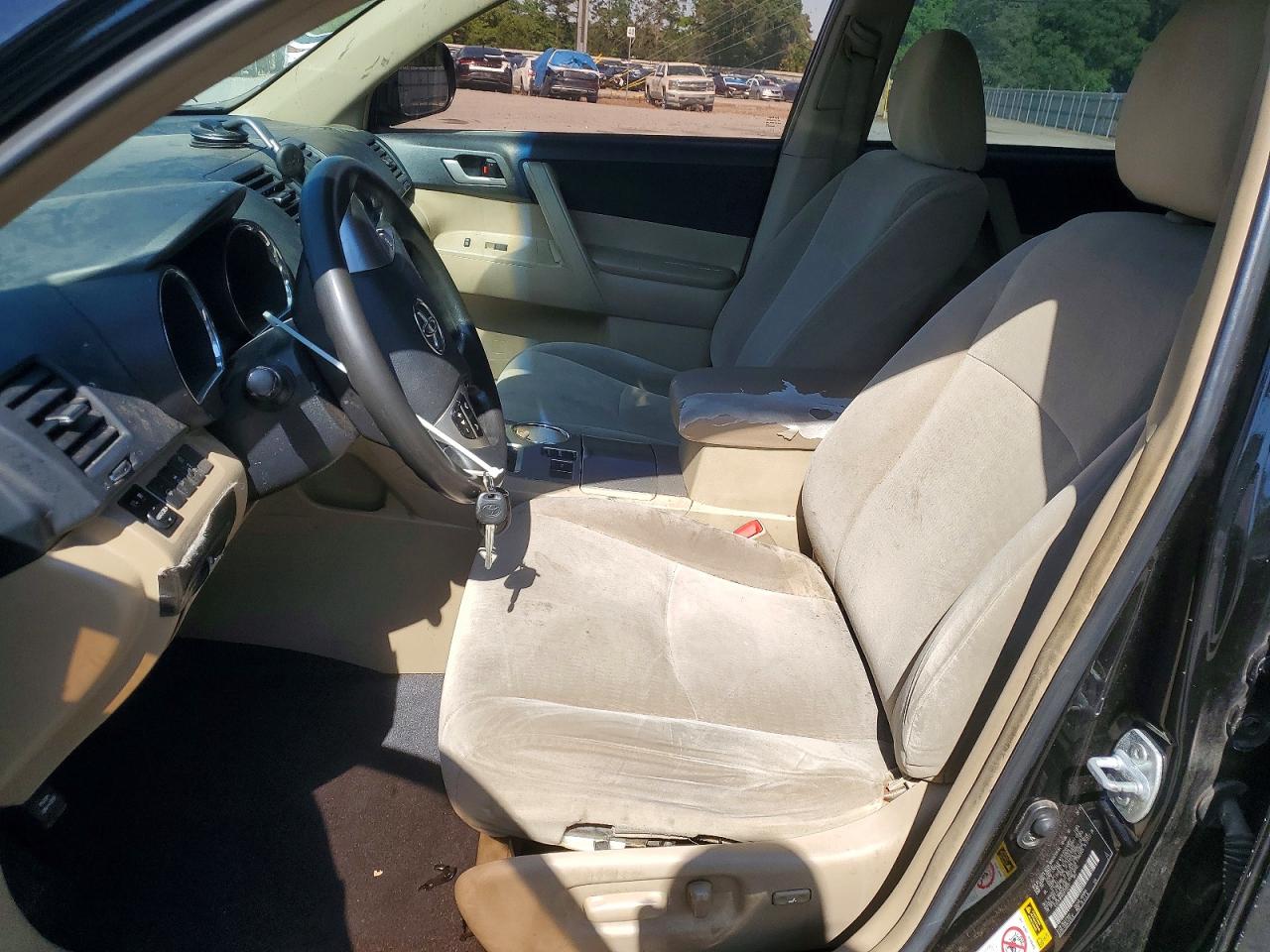 TOYOTA HIGHLANDER 2013 — 8