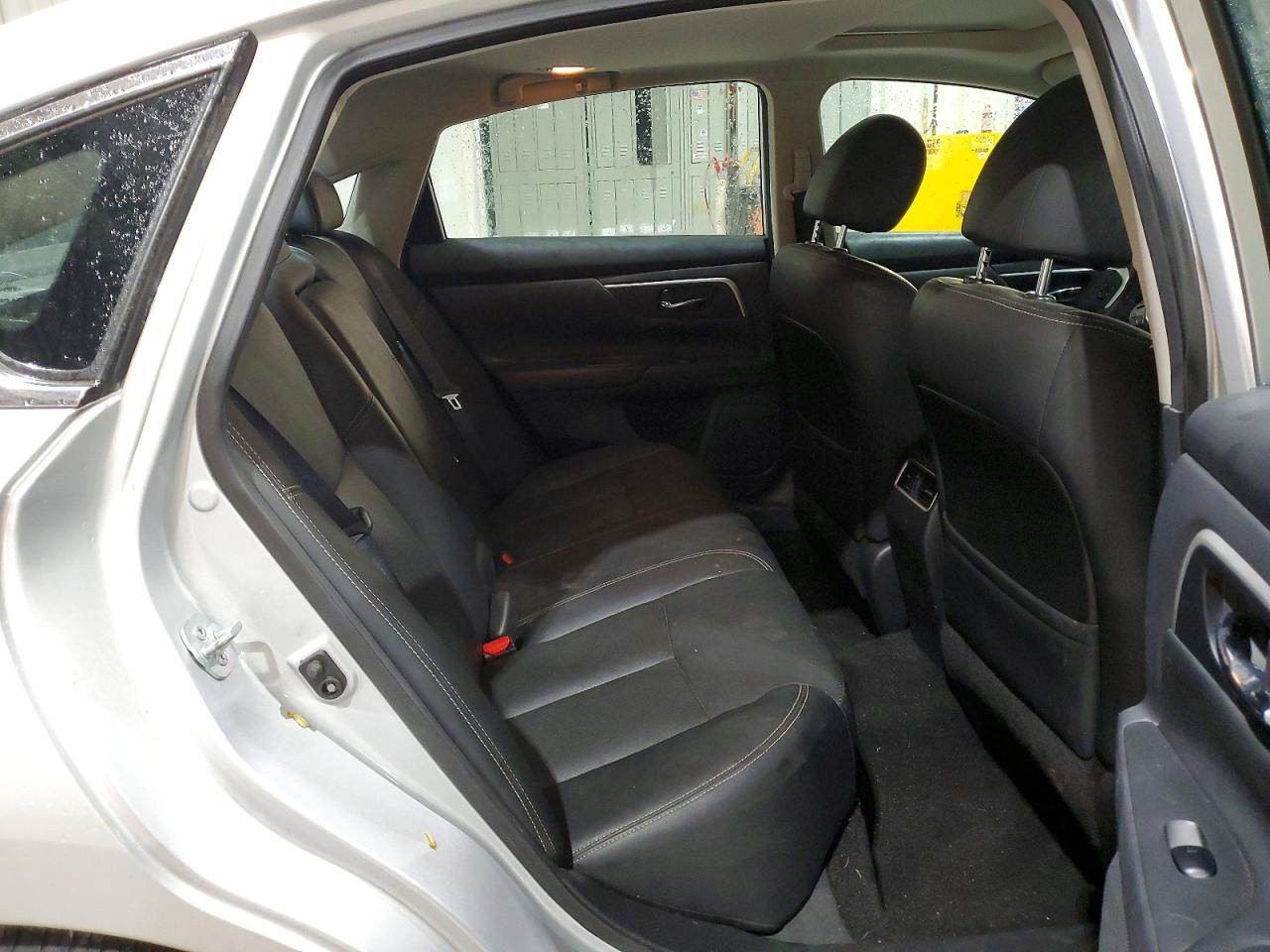 NISSAN ALTIMA 2016 — 11