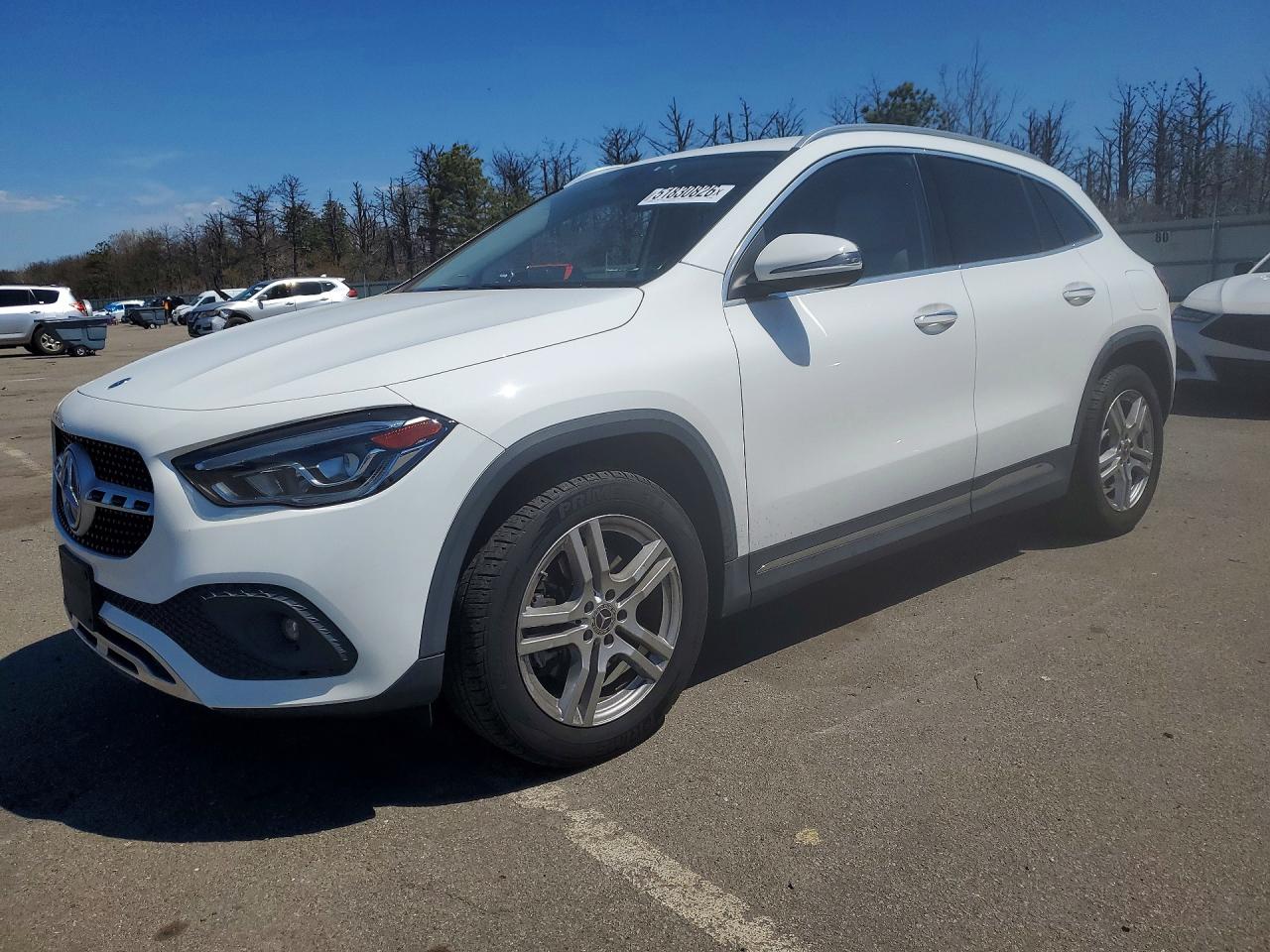 MERCEDES-BENZ GLA 2021 — 2