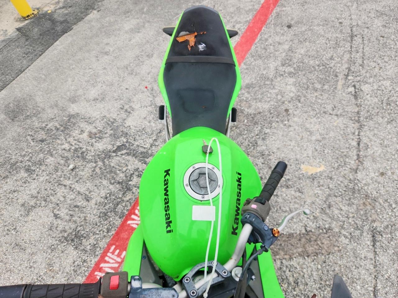 KAWASAKI NINJA 2009 — 6