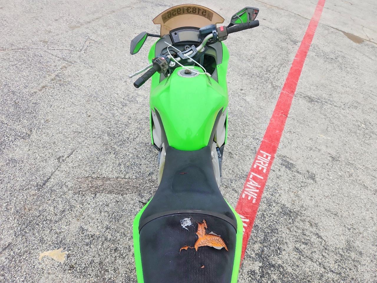 KAWASAKI NINJA 2009 — 7
