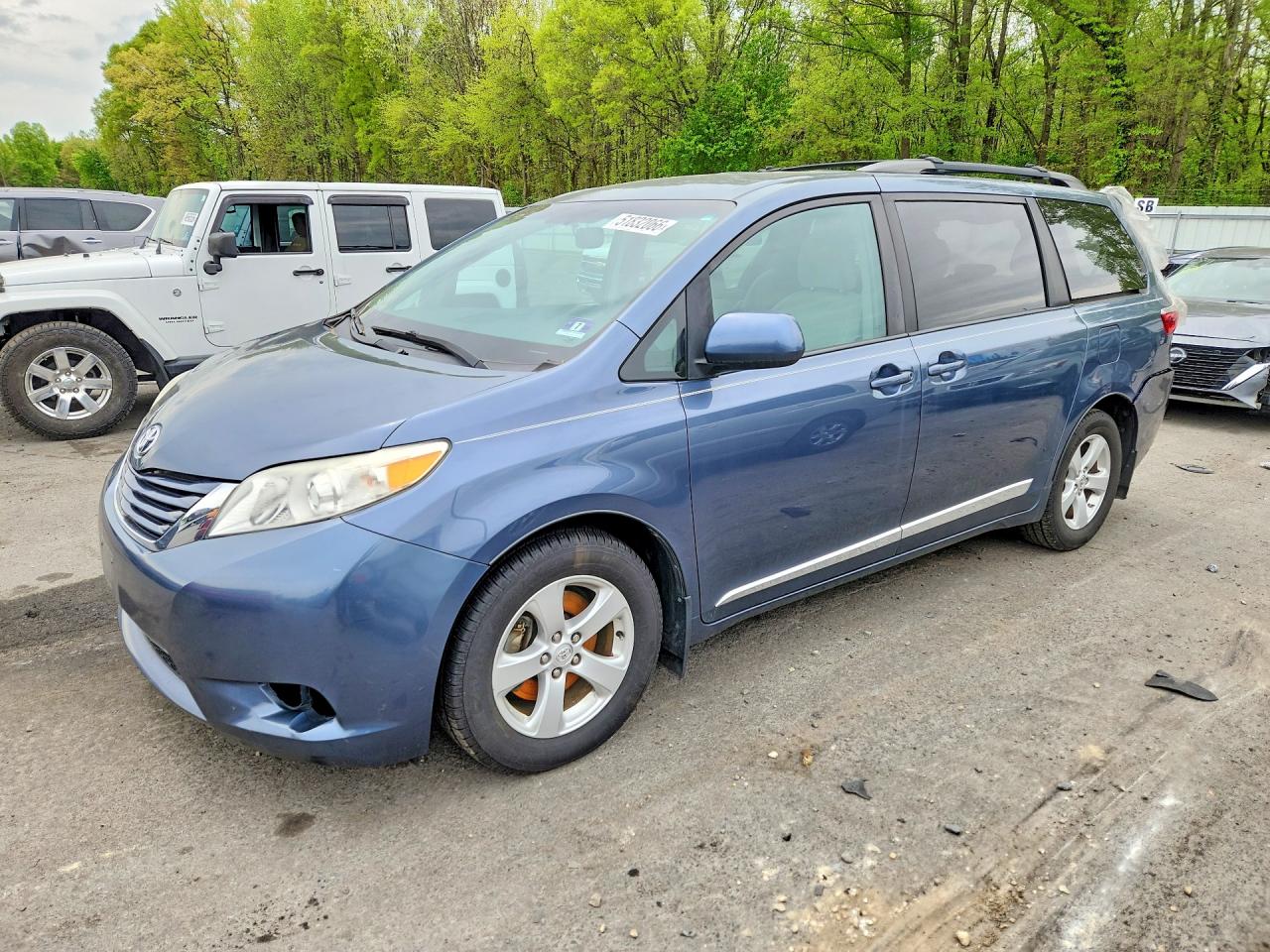 TOYOTA SIENNA 2017 — 2