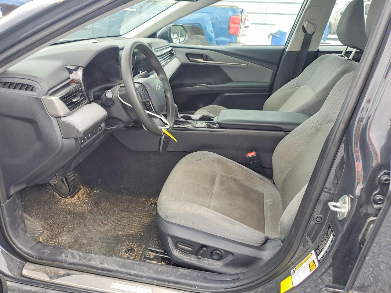 TOYOTA CAMRY 2025 — 8
