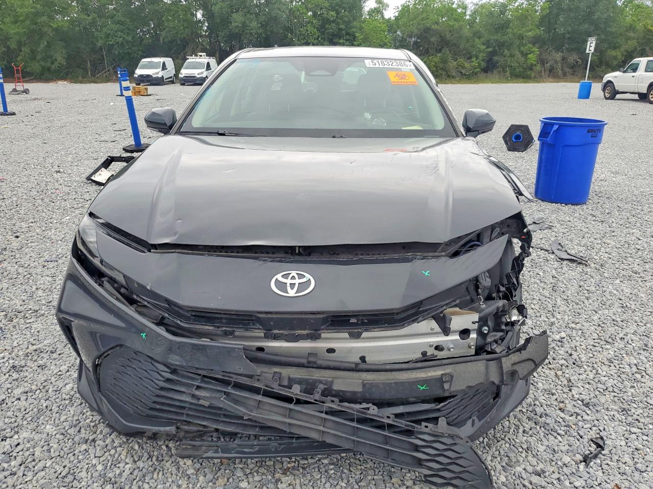 TOYOTA CAMRY 2025 — 6