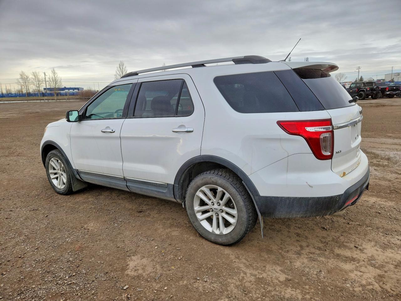 FORD EXPLORER 2014 — 3