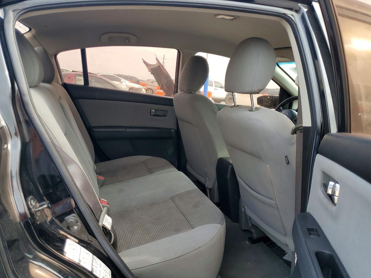 NISSAN SENTRA 2011 — 11