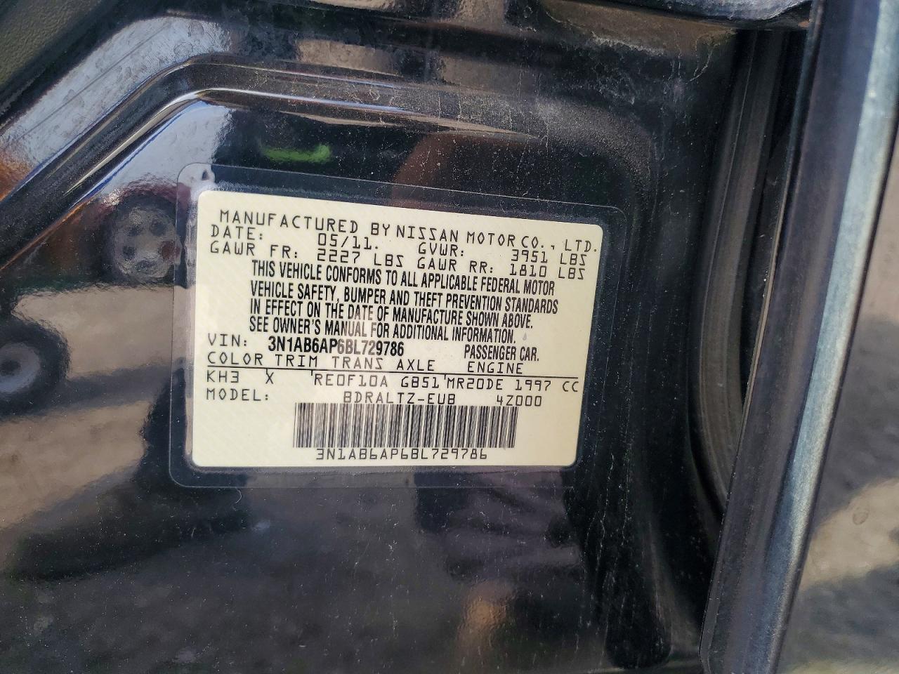 NISSAN SENTRA 2011 — 13
