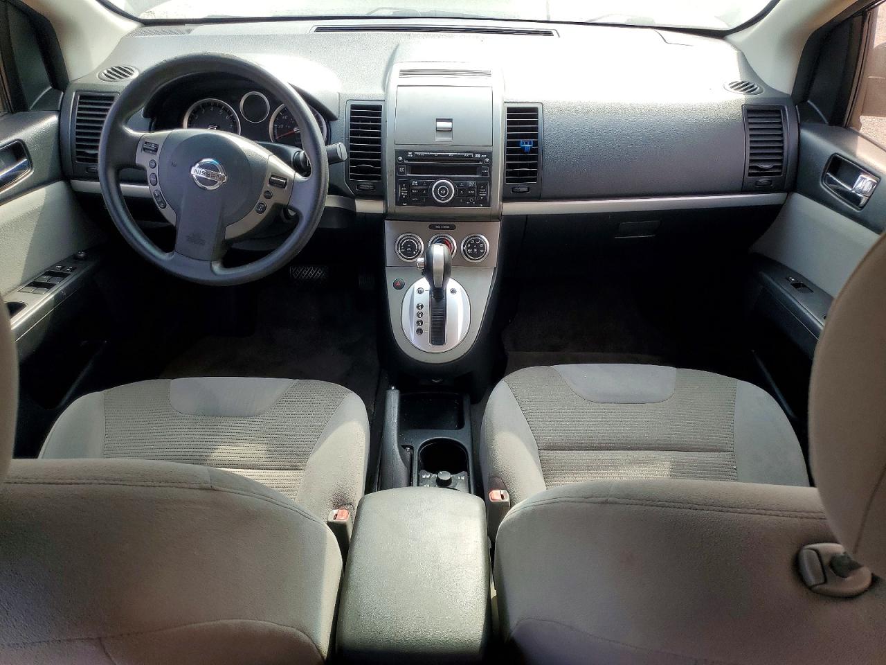 NISSAN SENTRA 2011 — 9