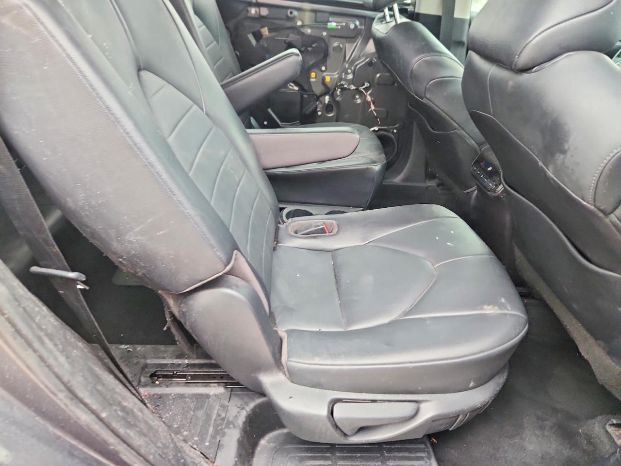 TOYOTA HIGHLANDER 2021 — 12