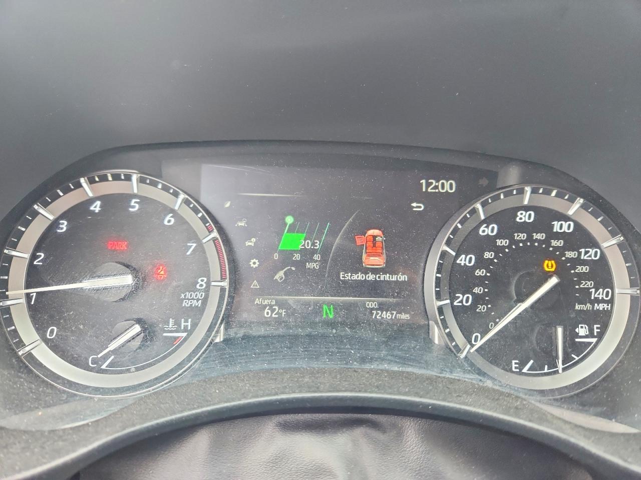 TOYOTA HIGHLANDER 2021 — 10