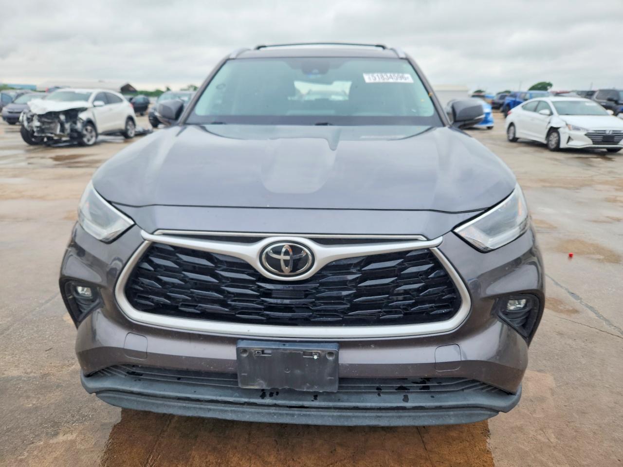 TOYOTA HIGHLANDER 2021 — 6