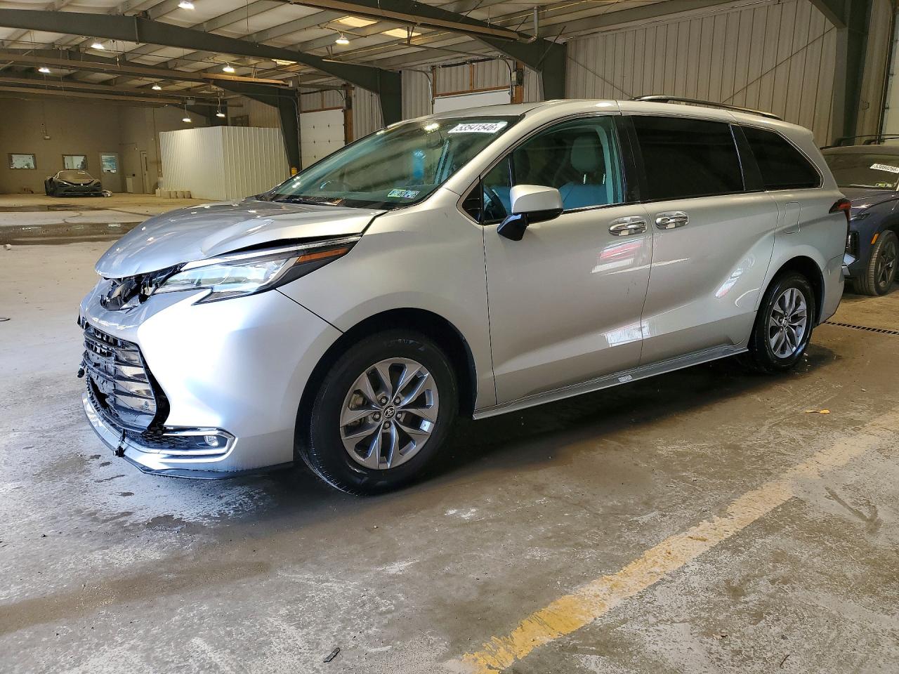 TOYOTA SIENNA 2023 — 2
