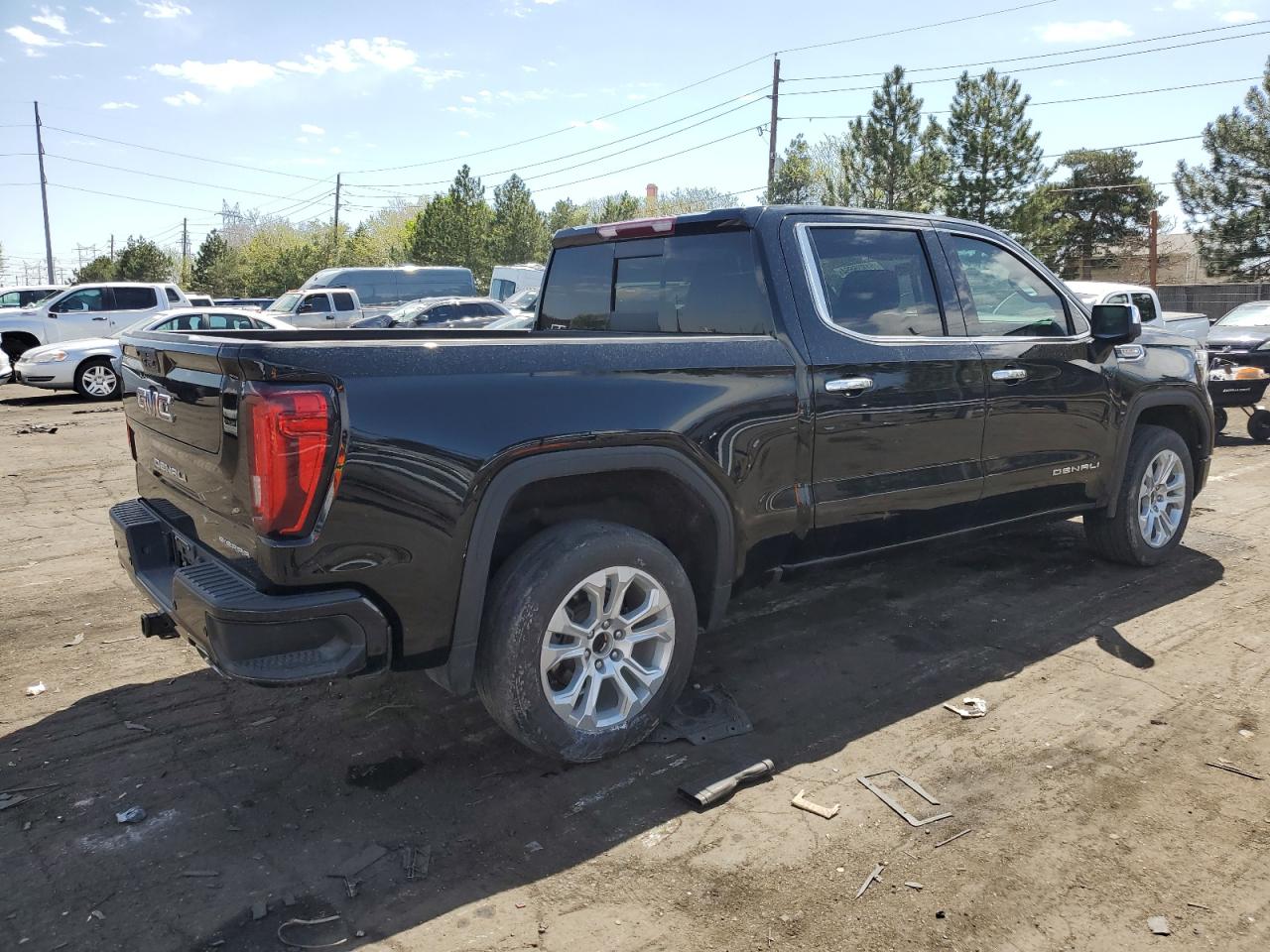 GMC SIERRA LIMITED 2022 — 4