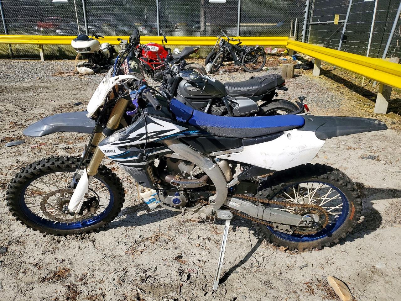 YAMAHA YZ450 2019 — 4