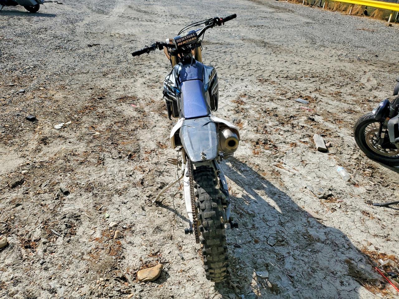 YAMAHA YZ450 2019 — 5
