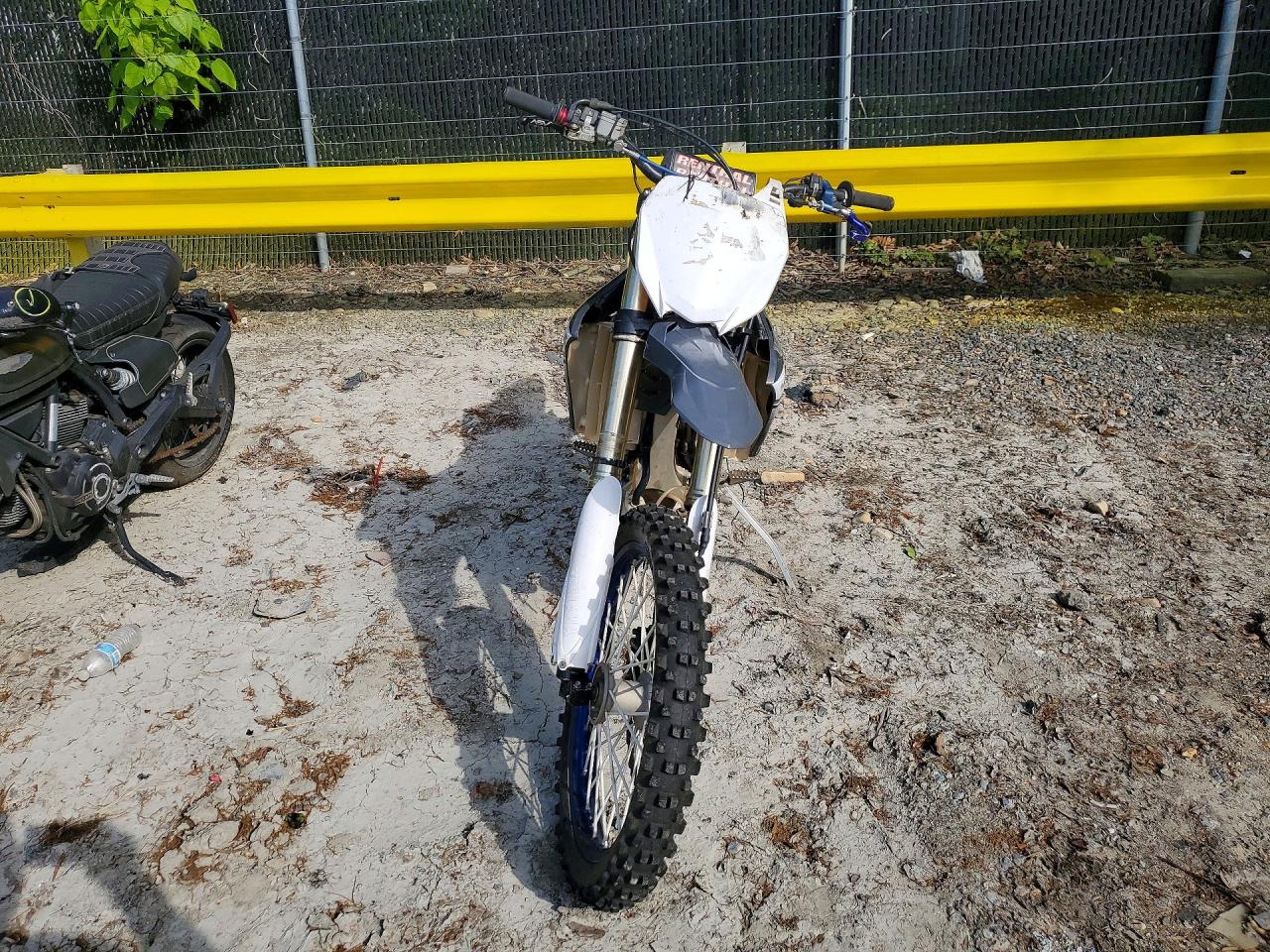 YAMAHA YZ450 2019 — 3