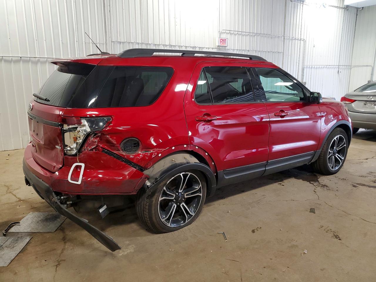 FORD EXPLORER 2015 — 4