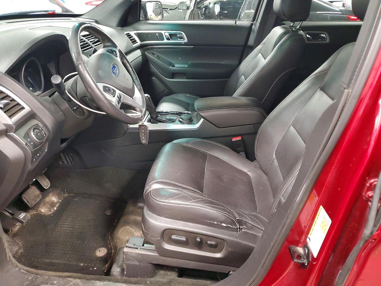 FORD EXPLORER 2015 — 8