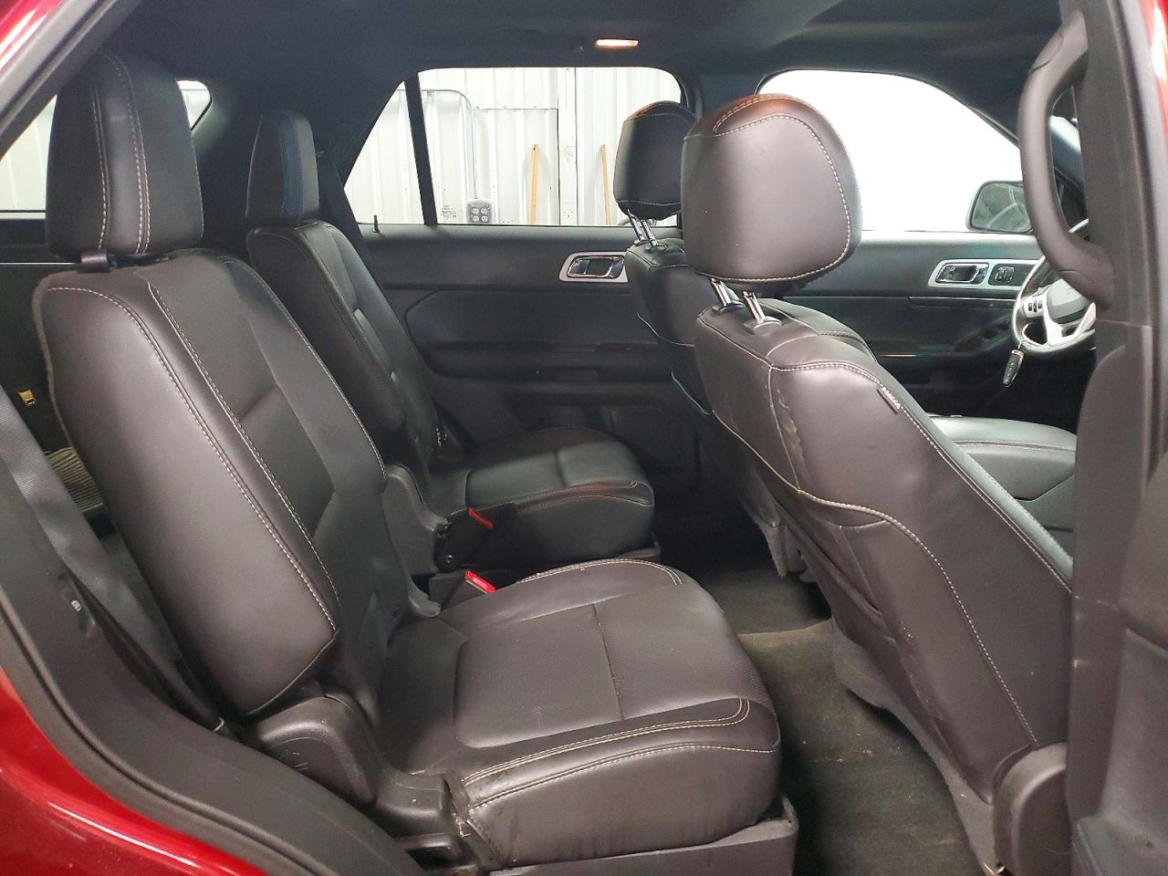 FORD EXPLORER 2015 — 12