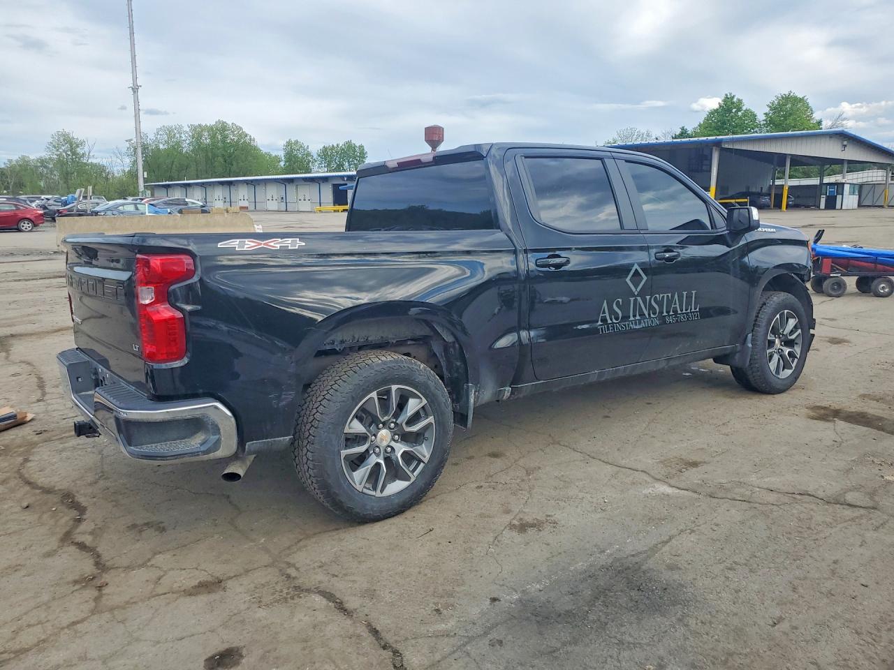 CHEVROLET SILVERADO 2025 — 4