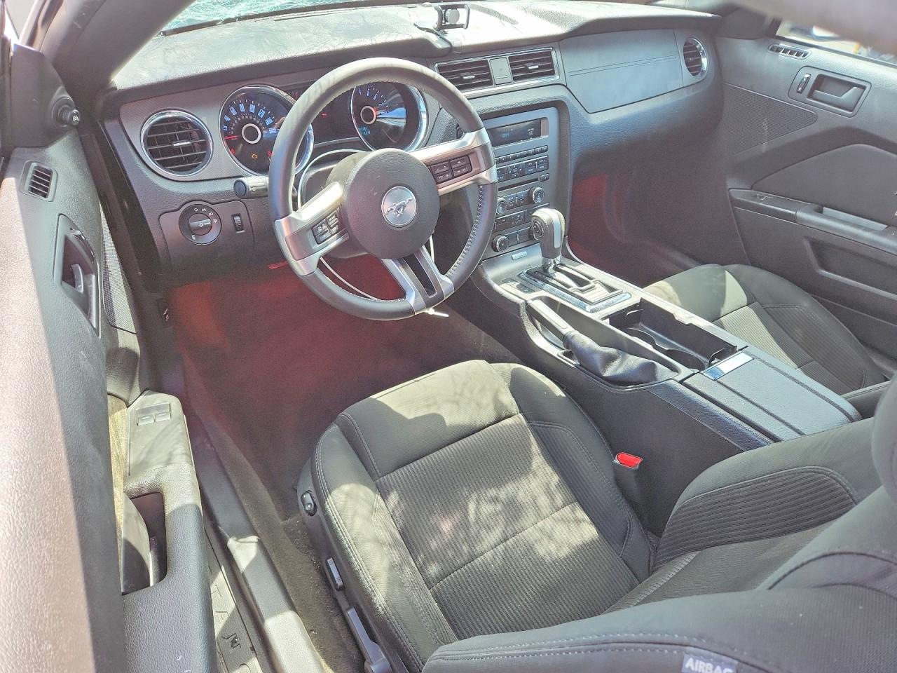 FORD MUSTANG 2014 — 9