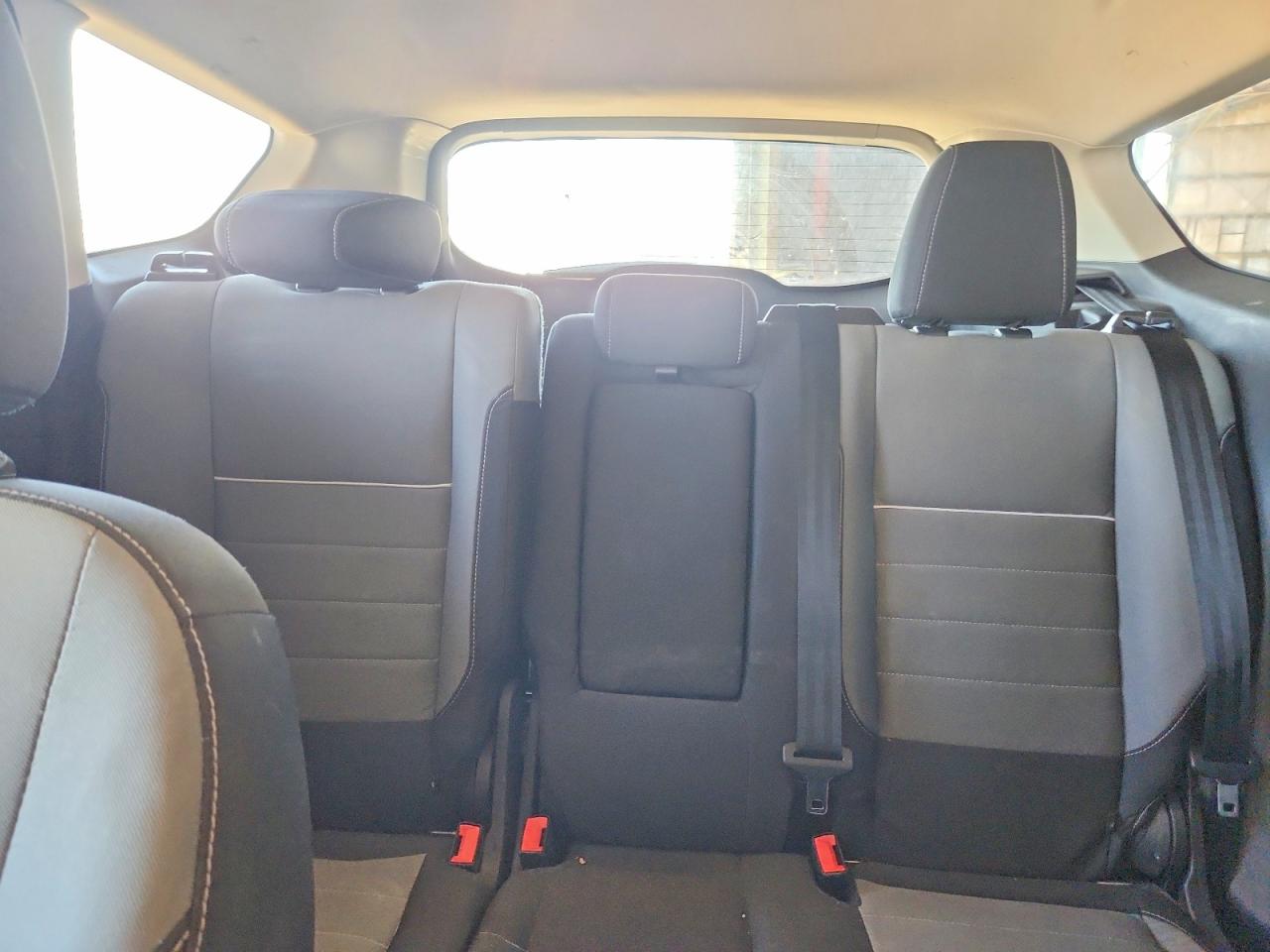 FORD ESCAPE 2015 — 11