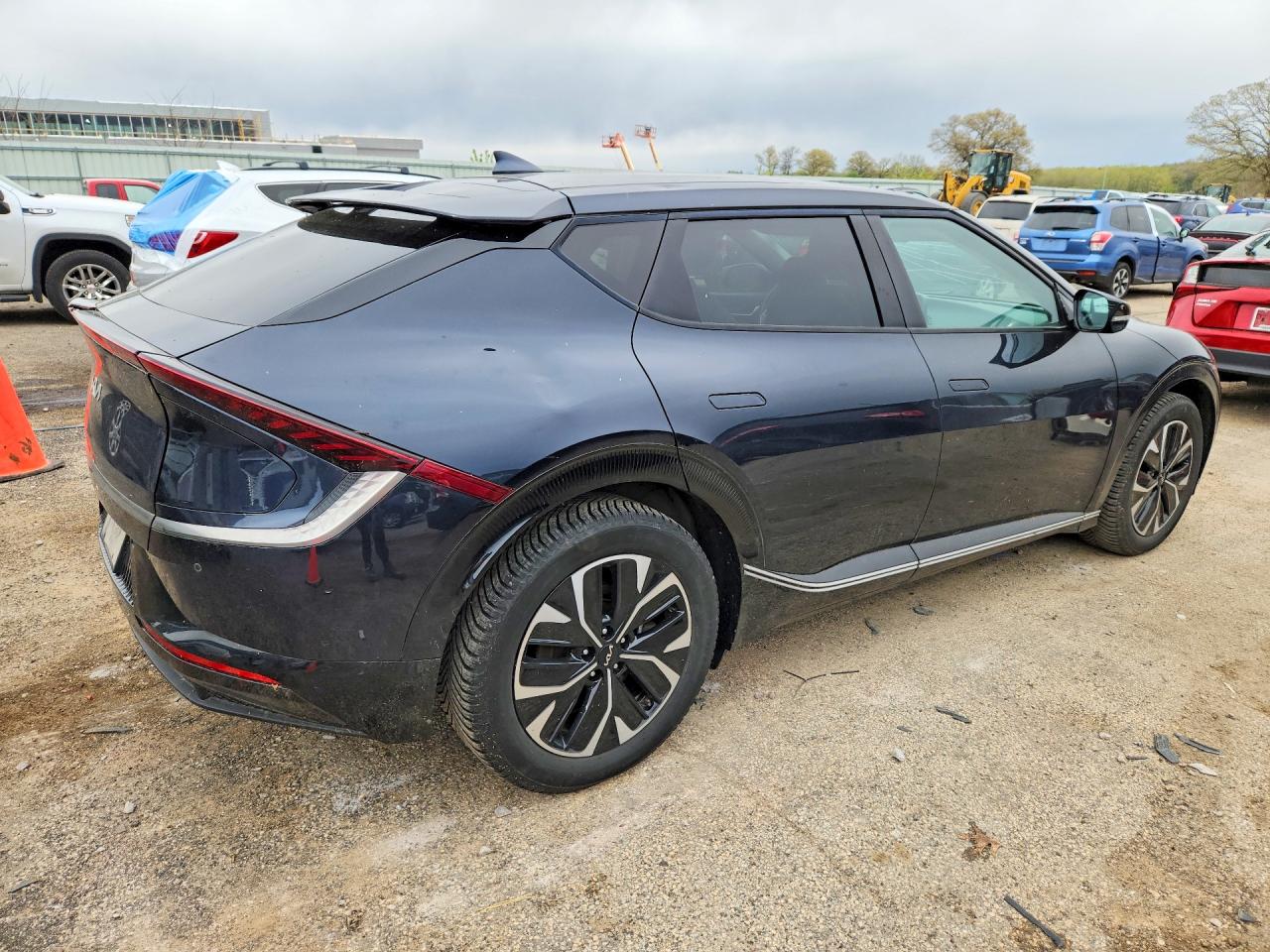 KIA EV6 2022 — 4
