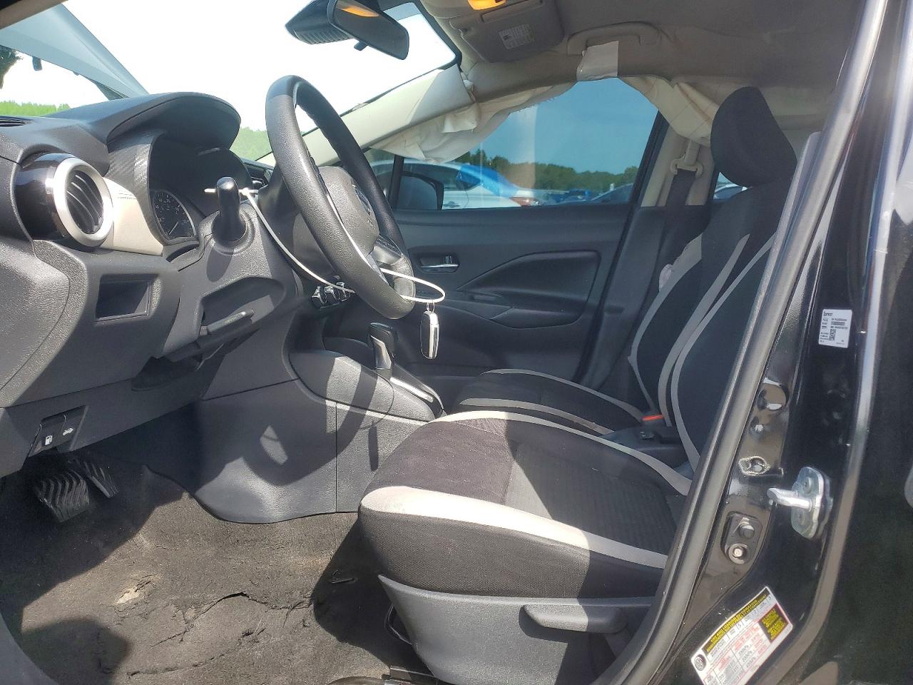 NISSAN VERSA 2020 — 8