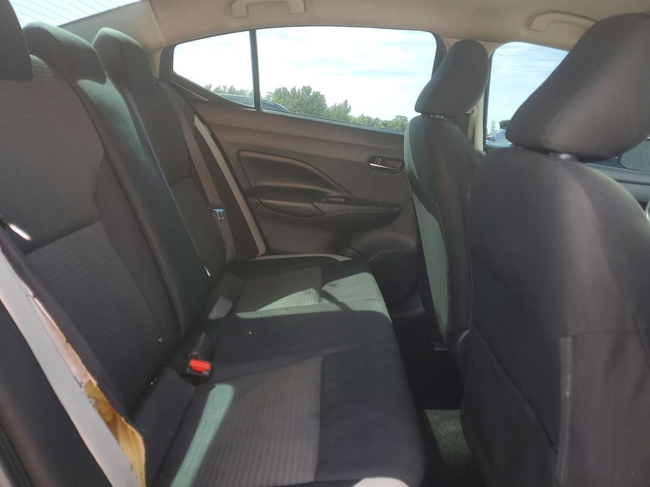 NISSAN VERSA 2020 — 11