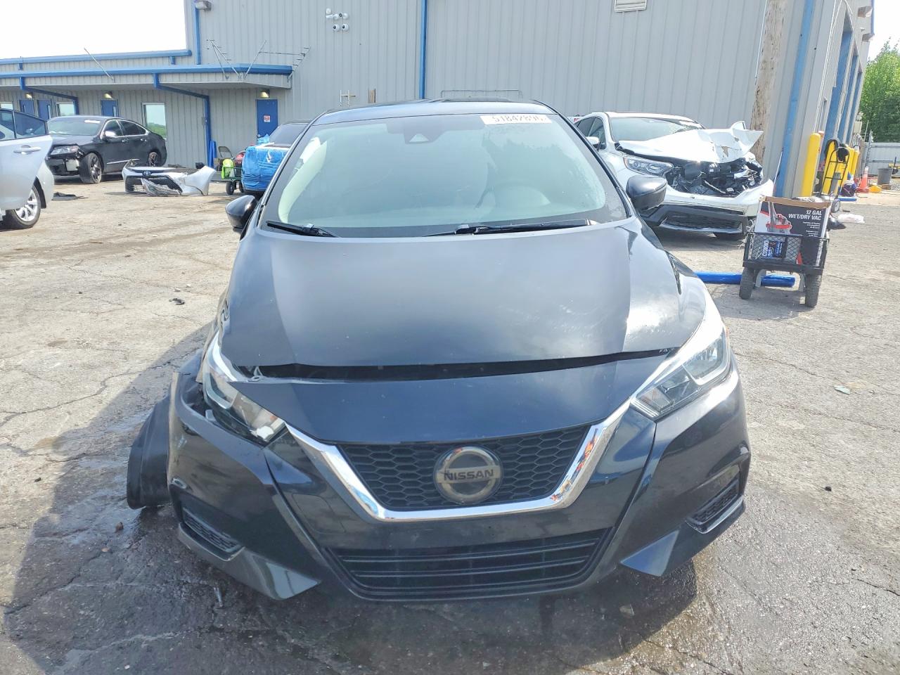 NISSAN VERSA 2020 — 6