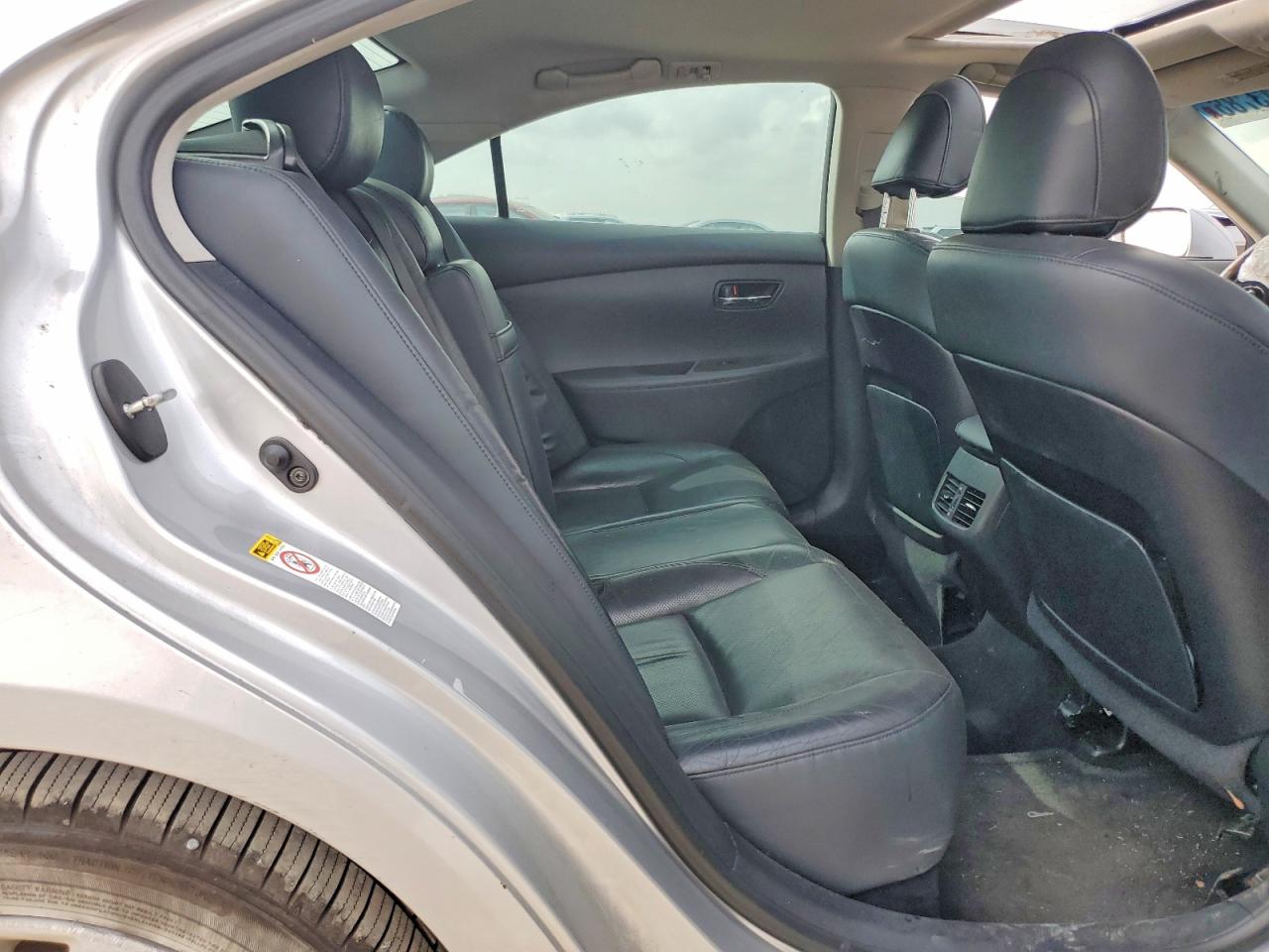 LEXUS ES 2011 — 11