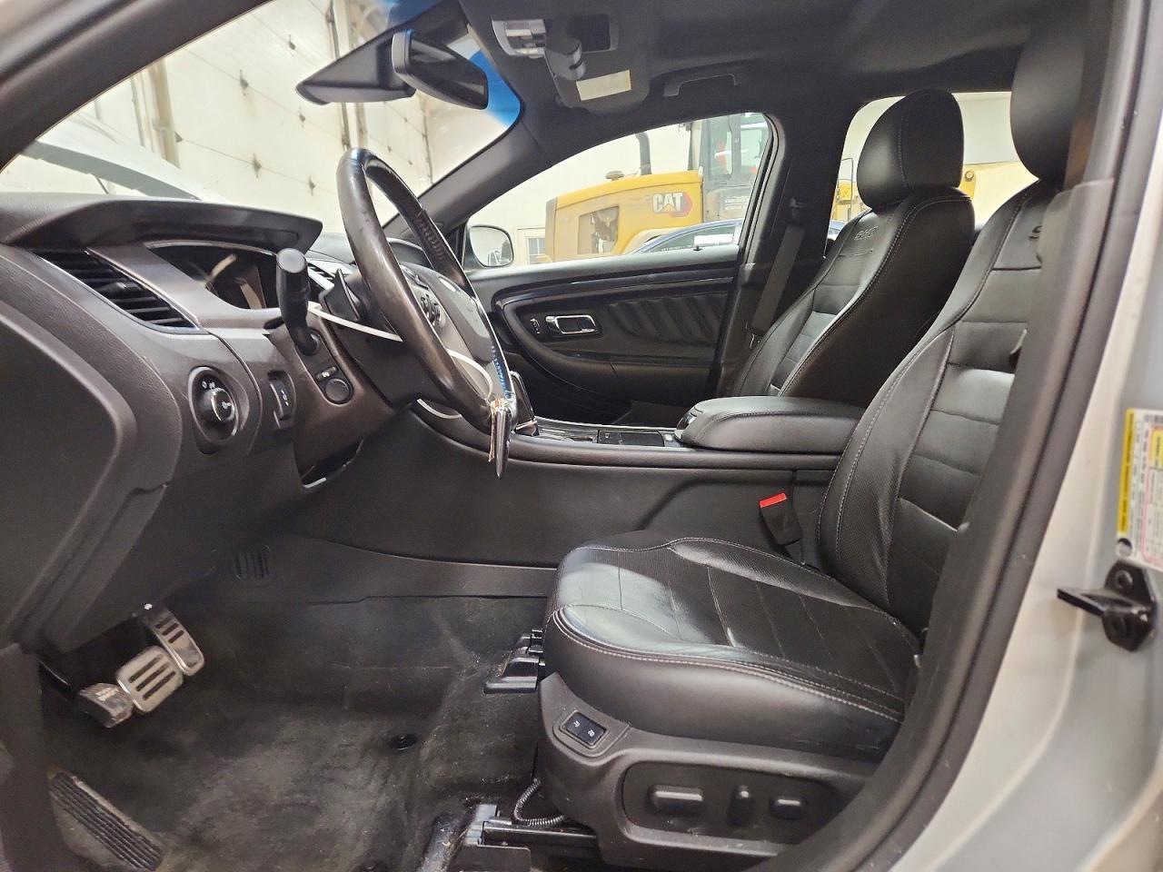 FORD TAURUS 2018 — 8