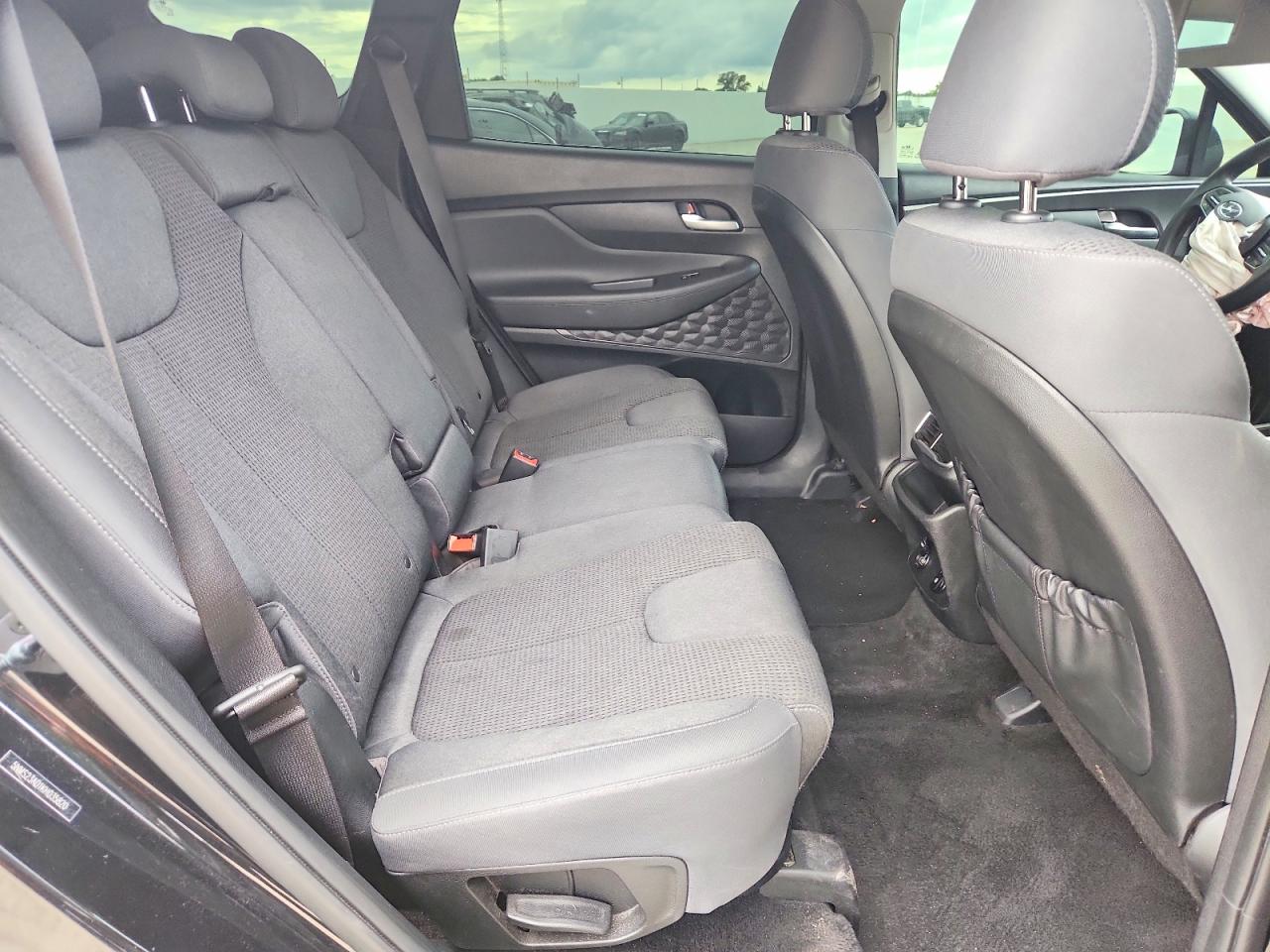 HYUNDAI SANTA FE 2019 — 12