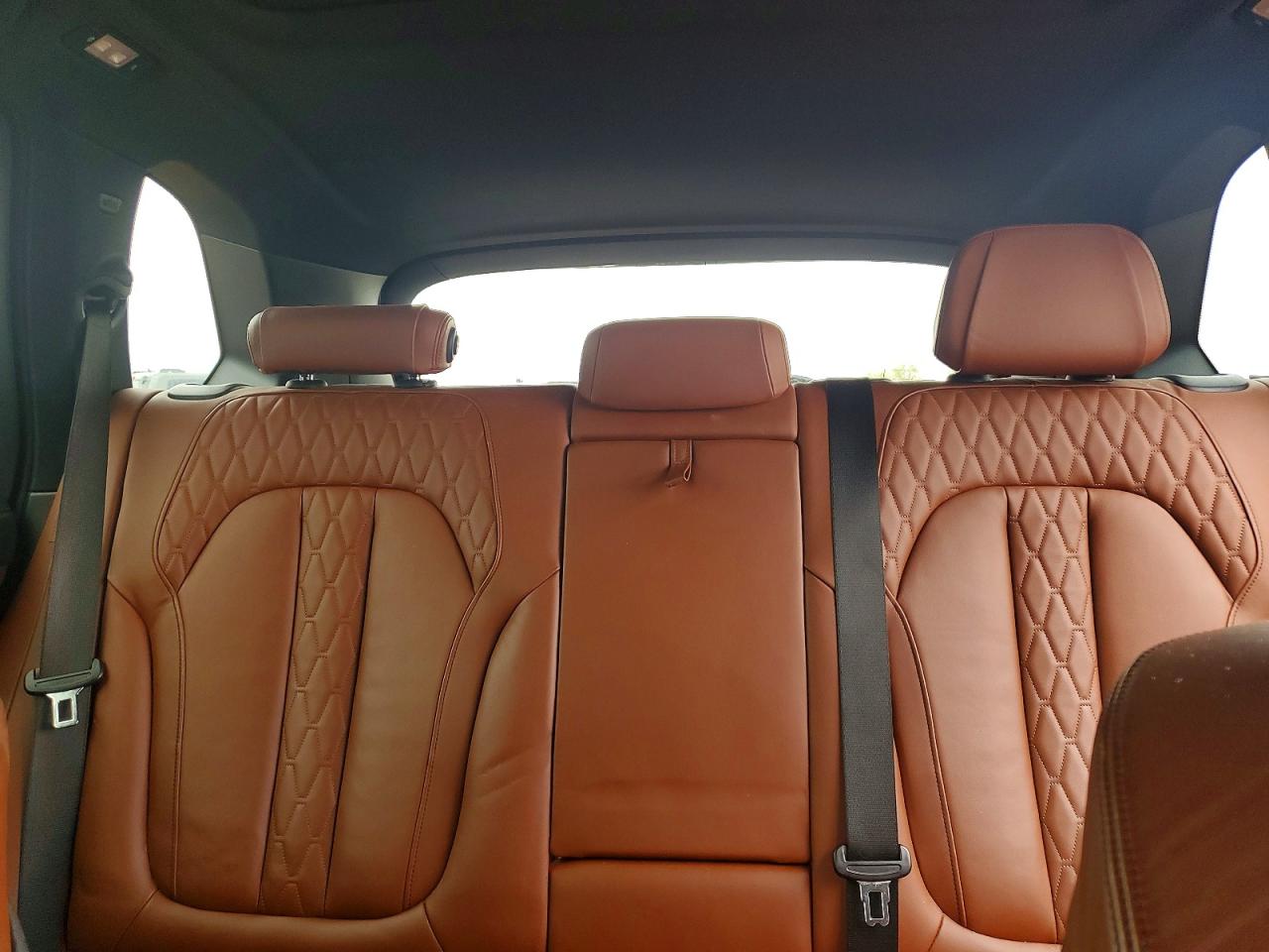 BMW X5 2021 — 11
