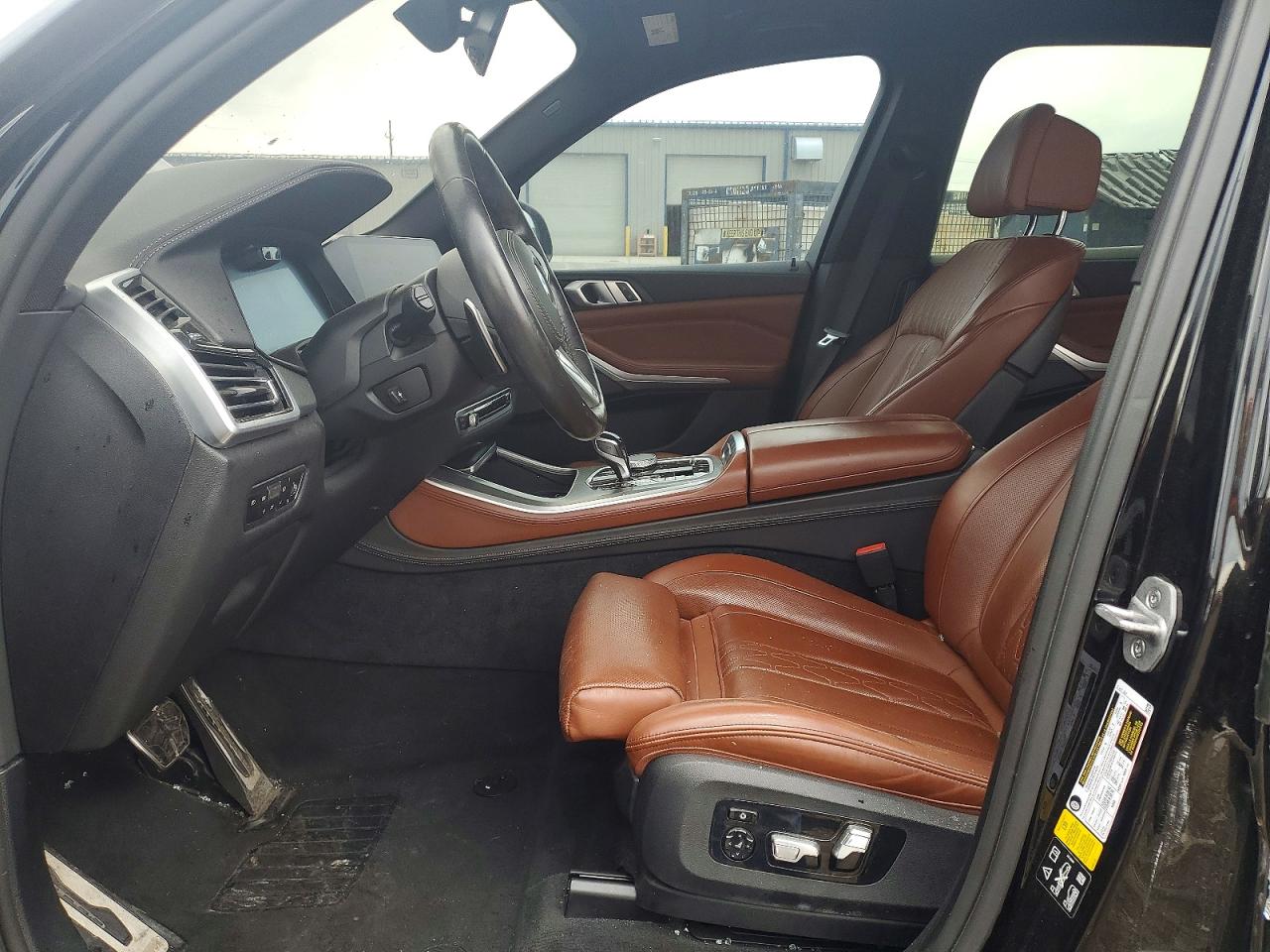 BMW X5 2021 — 8