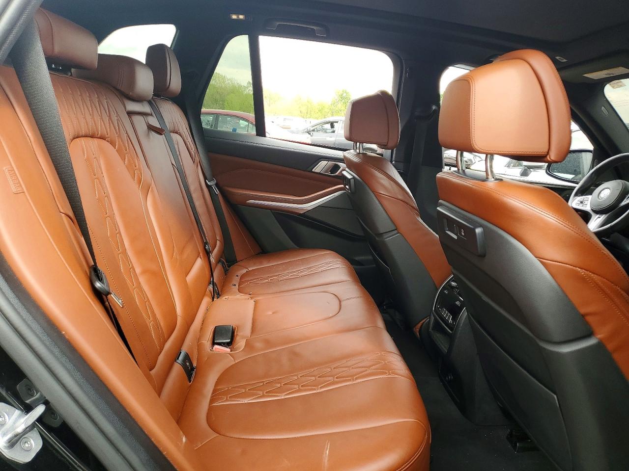 BMW X5 2021 — 12