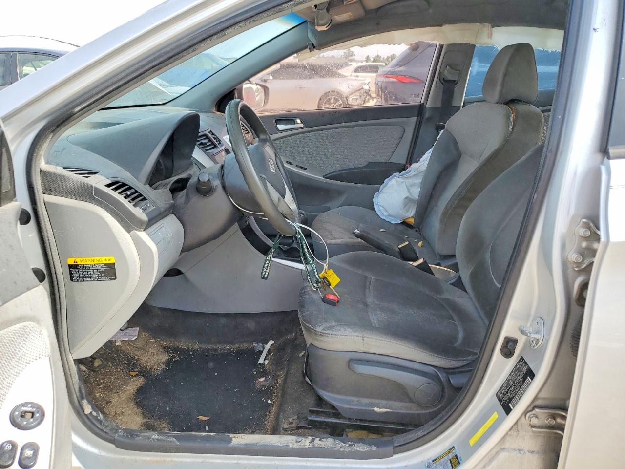 HYUNDAI ACCENT 2014 — 8