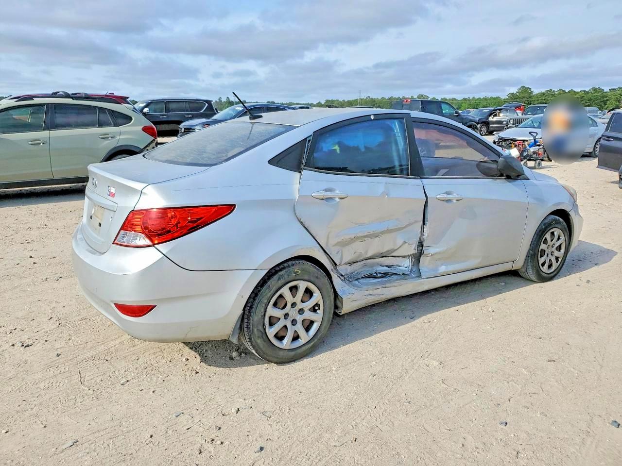 HYUNDAI ACCENT 2014 — 4