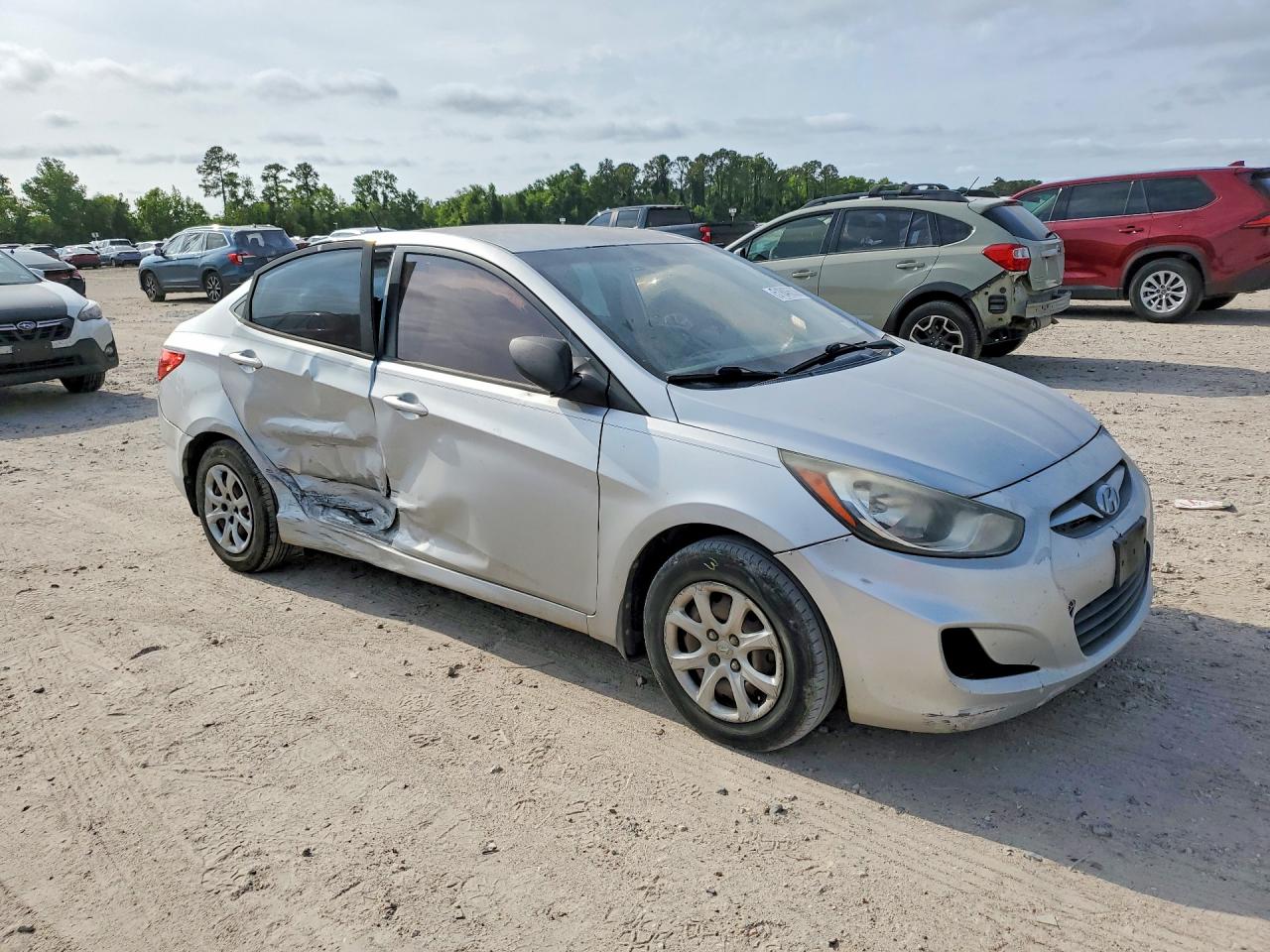 HYUNDAI ACCENT 2014 — 5